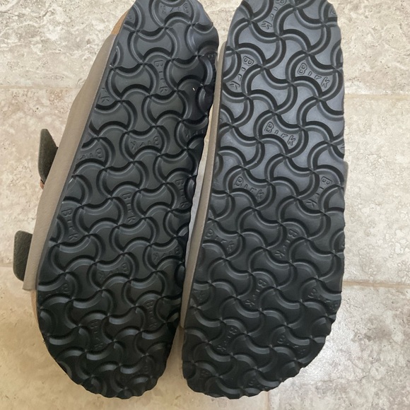 Birkenstock Arizona Shearling - Gray Taupe color - size 39 - NWOT - Picture 7 of 8